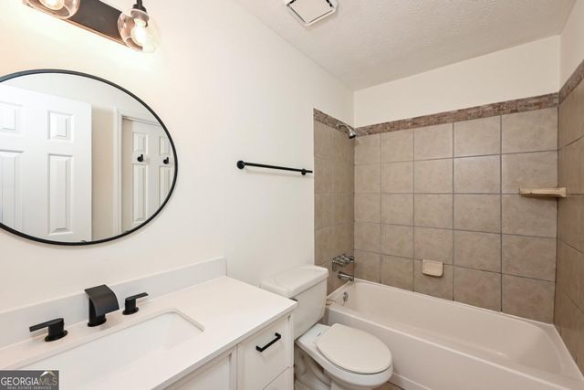 201 LENOX Way 201, Atlanta, GA 30324