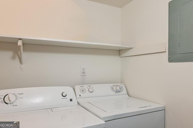 201 LENOX Way 201, Atlanta, GA 30324