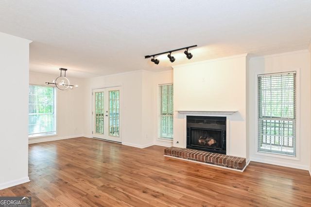 201 LENOX Way 201, Atlanta, GA 30324