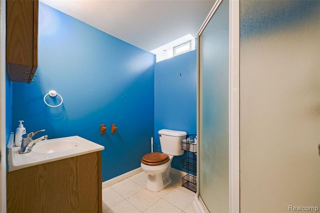 24920 Star Valley Drive, Saint Clair Shores, MI 48080