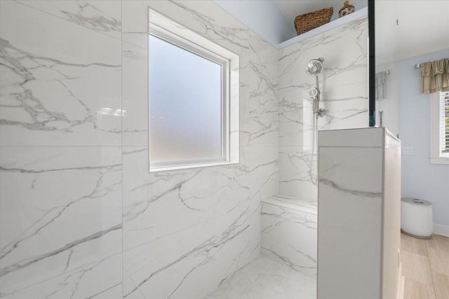 N29W26601 Peterson DRIVE, Pewaukee, WI 53072