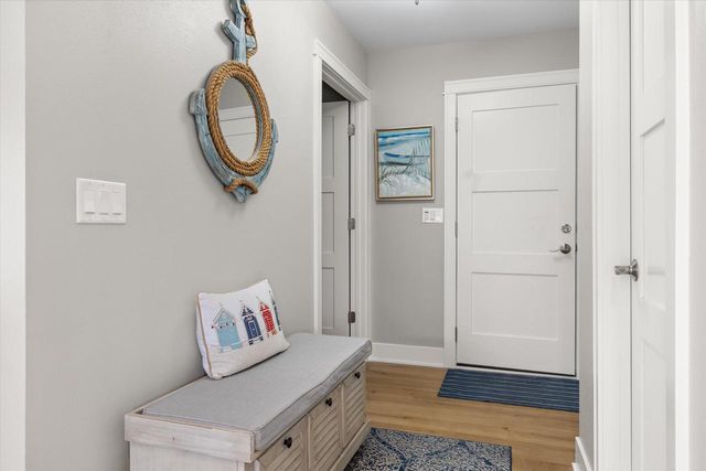 N29W26601 Peterson DRIVE, Pewaukee, WI 53072