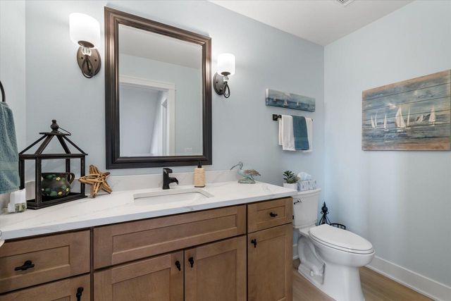 N29W26601 Peterson DRIVE, Pewaukee, WI 53072