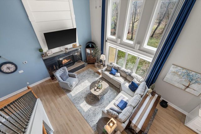 N29W26601 Peterson DRIVE, Pewaukee, WI 53072