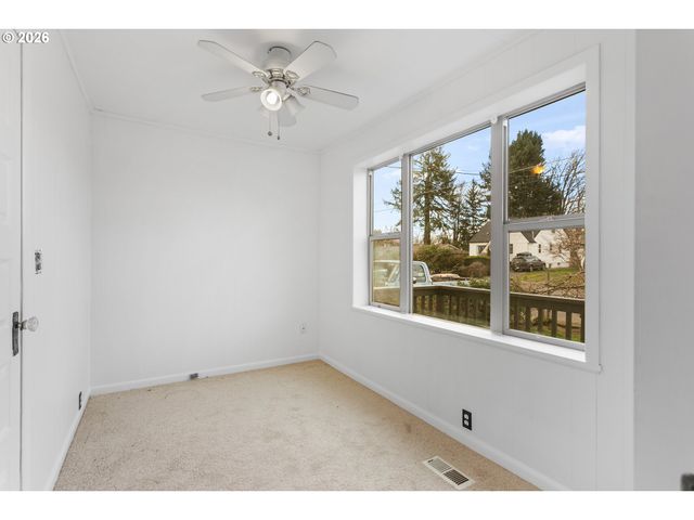 108 Se FRANKLIN St, Camas, WA 98607