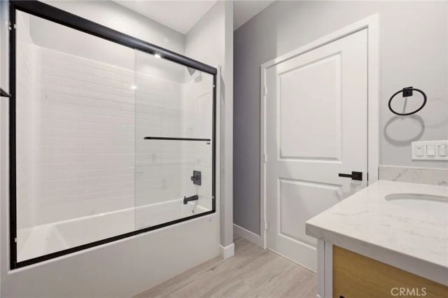 1050 W Olive Street, Corona, CA 92882