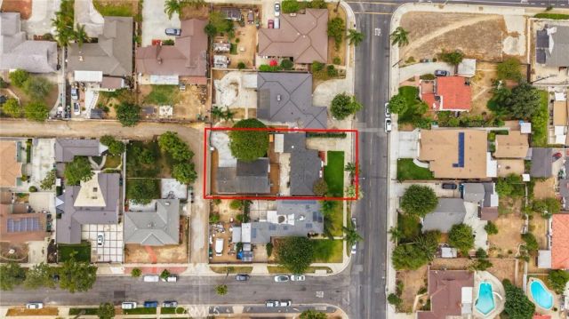 1050 W Olive Street, Corona, CA 92882