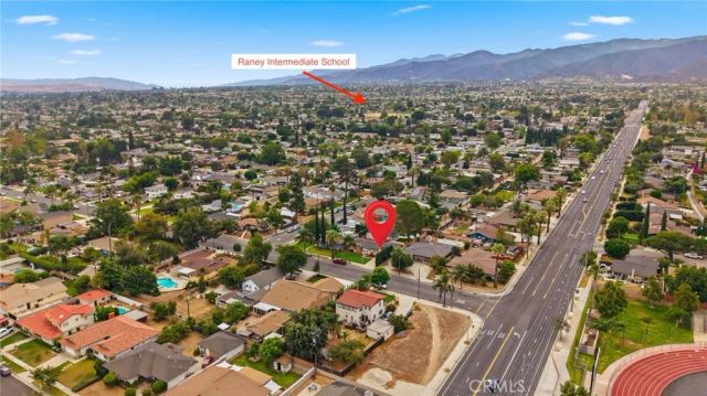 1050 W Olive Street, Corona, CA 92882
