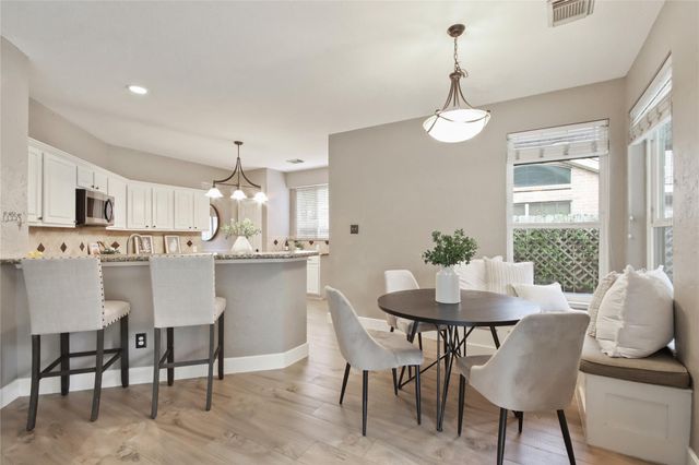 15902 Timber Grove Court N, Tomball, TX 77377