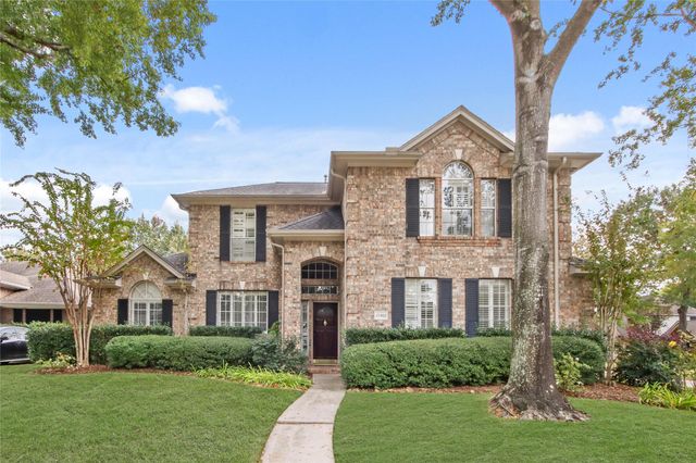15902 Timber Grove Court N, Tomball, TX 77377
