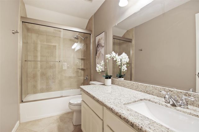 15902 Timber Grove Court N, Tomball, TX 77377