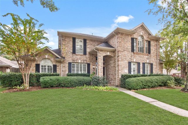 15902 Timber Grove Court N, Tomball, TX 77377