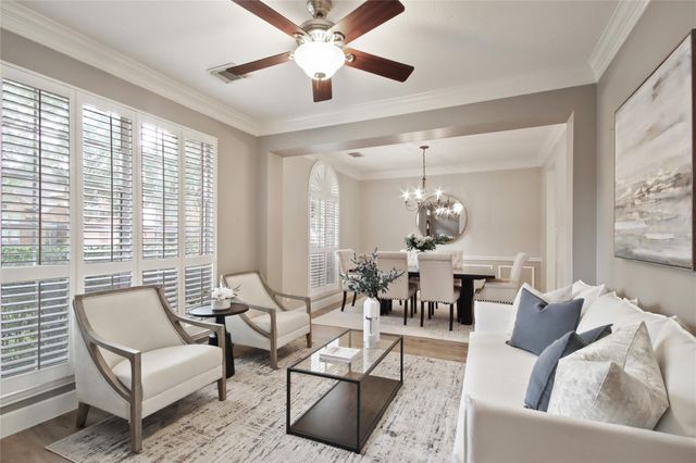 15902 Timber Grove Court N, Tomball, TX 77377