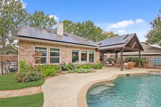 15902 Timber Grove Court N, Tomball, TX 77377