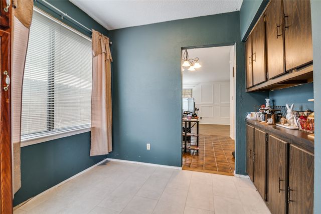 1365 Forestglen Drive, Lewisville, TX 75067