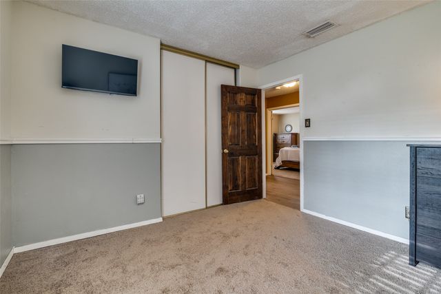 1365 Forestglen Drive, Lewisville, TX 75067