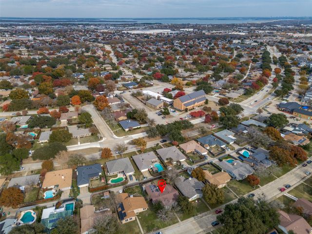 1365 Forestglen Drive, Lewisville, TX 75067