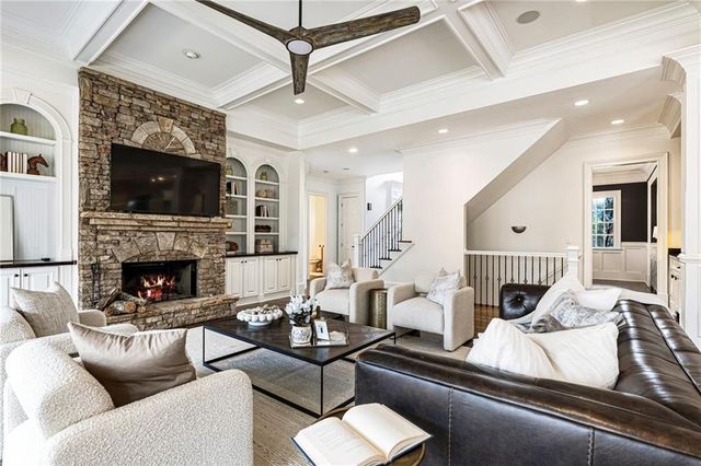 215 Six Hills Lane, Milton, GA 30004