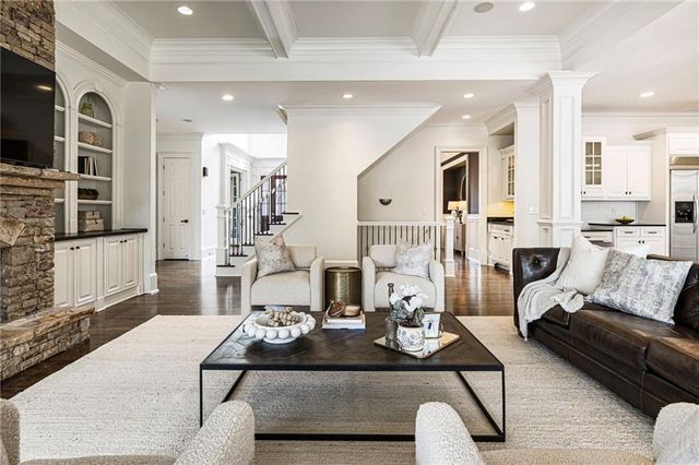 215 Six Hills Lane, Milton, GA 30004