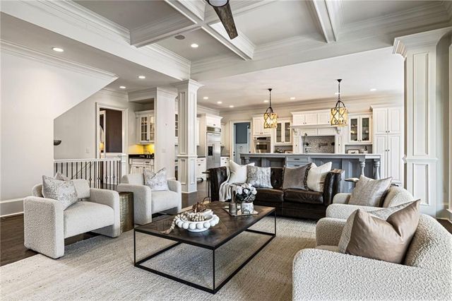 215 Six Hills Lane, Milton, GA 30004