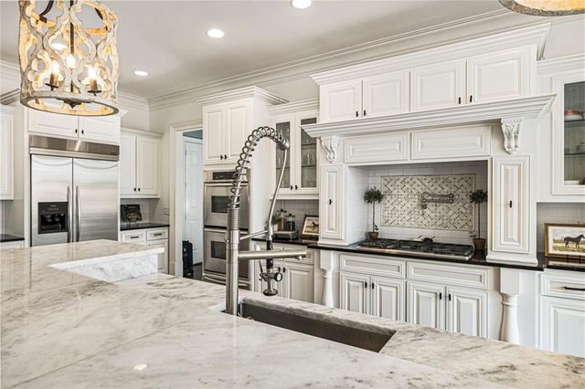 215 Six Hills Lane, Milton, GA 30004