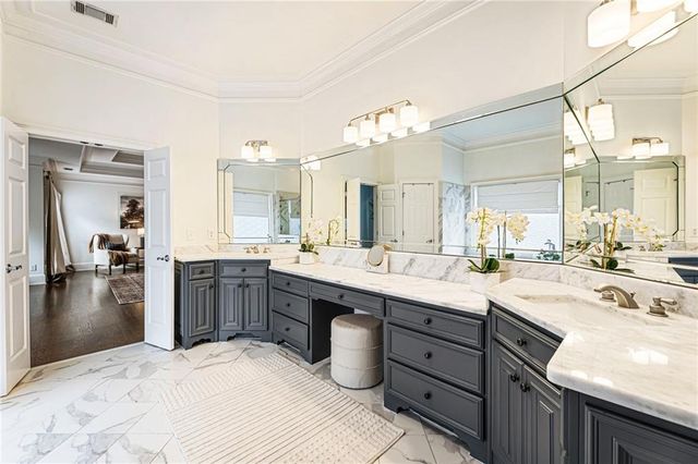 215 Six Hills Lane, Milton, GA 30004