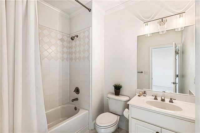 215 Six Hills Lane, Milton, GA 30004