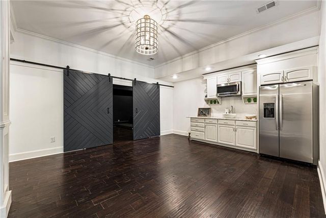 215 Six Hills Lane, Milton, GA 30004