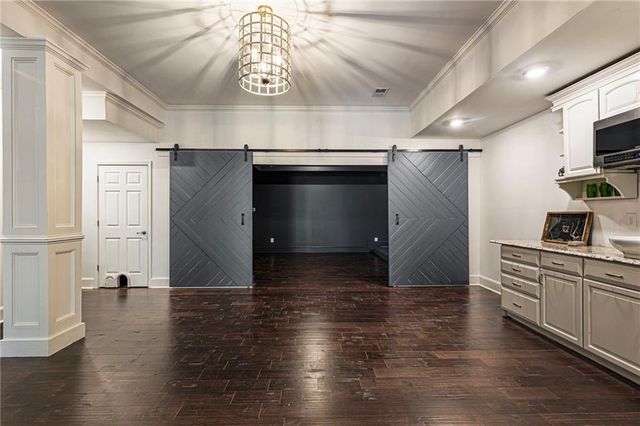 215 Six Hills Lane, Milton, GA 30004