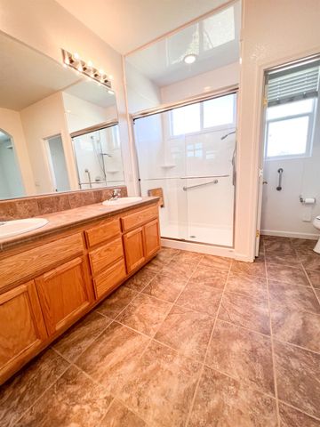 3537 Velvet Leaf St, Plumas Lake, CA 95961