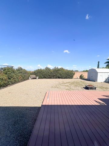 3537 Velvet Leaf St, Plumas Lake, CA 95961