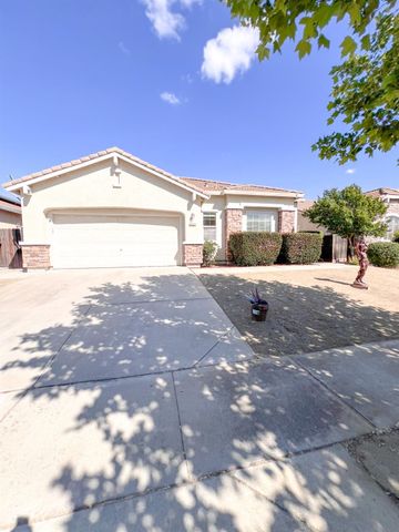 3537 Velvet Leaf St, Plumas Lake, CA 95961
