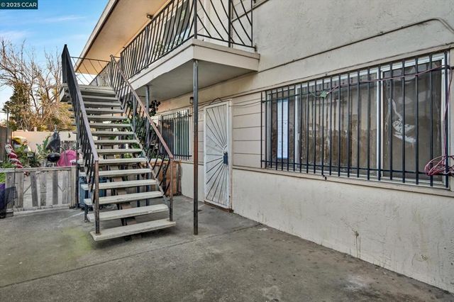 428 9th St, Richmond, CA 94804