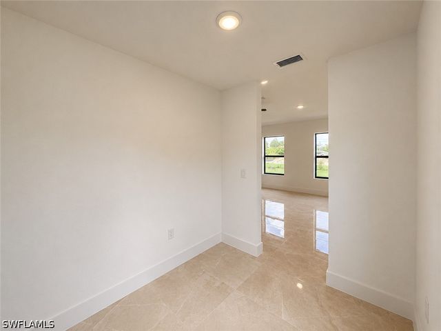 3105 9th ST SW, Lehigh Acres, FL 33976