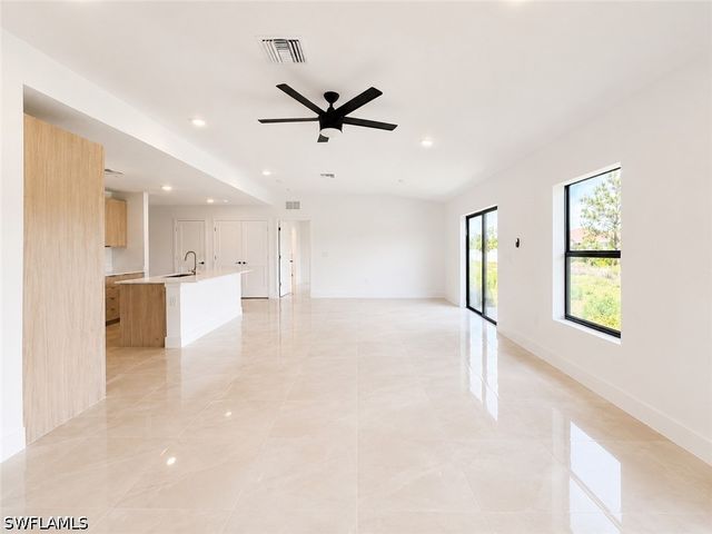 3105 9th ST SW, Lehigh Acres, FL 33976