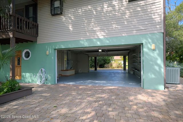 254 Woody Circle, Melbourne Beach, FL 32951