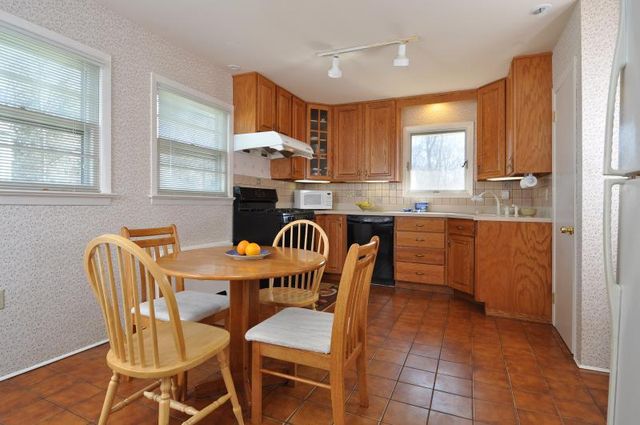 633 Norwood Dr, Westfield Town, NJ 07090