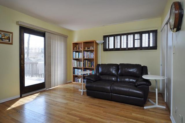 633 Norwood Dr, Westfield Town, NJ 07090