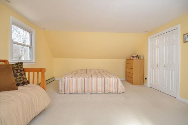 633 Norwood Dr, Westfield Town, NJ 07090