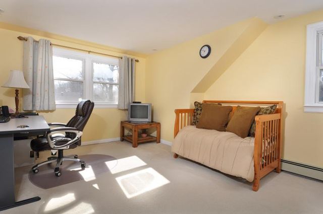 633 Norwood Dr, Westfield Town, NJ 07090