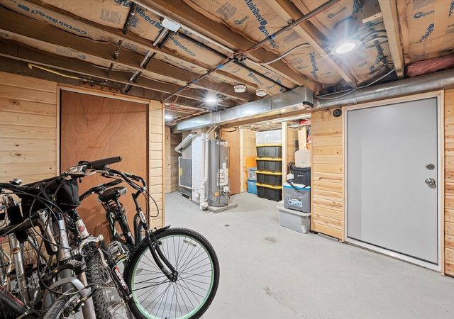 1025 W 31st Place G, Chicago, IL 60608