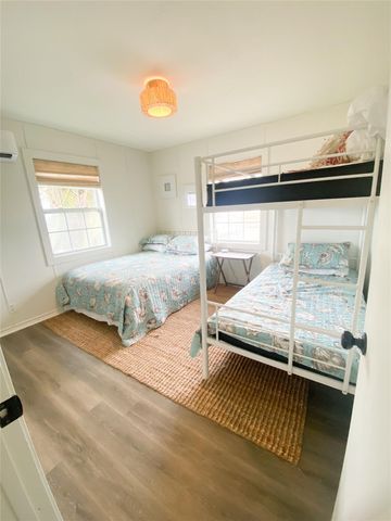 1168 N Tinkle Lane, Crystal Beach, TX 77650