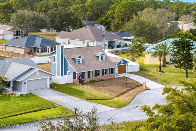 1210 Holopaw Court SE, Palm Bay, FL 32909