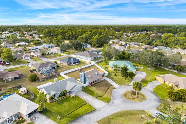 1210 Holopaw Court SE, Palm Bay, FL 32909