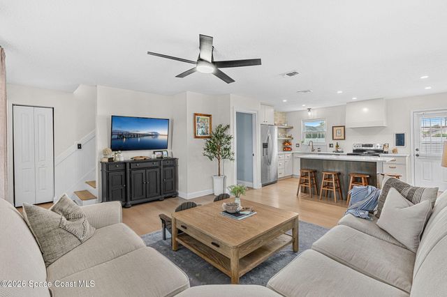 1210 Holopaw Court SE, Palm Bay, FL 32909