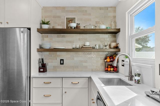 1210 Holopaw Court SE, Palm Bay, FL 32909