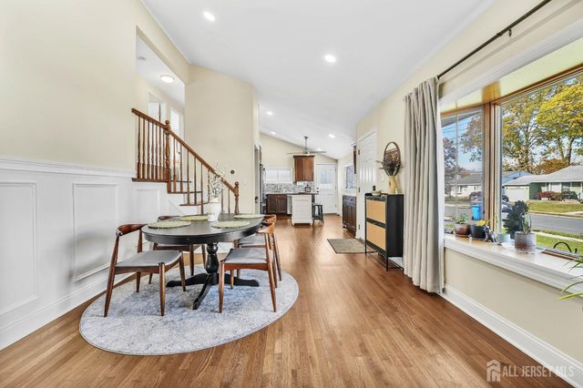 99 Cameo Place, Colonia, NJ 07067