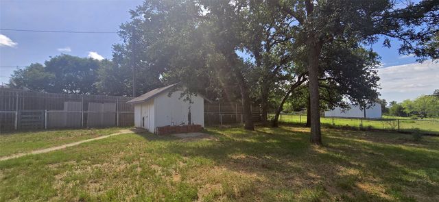 8295 Palo Pinto Highway, Mineral Wells, TX 76067