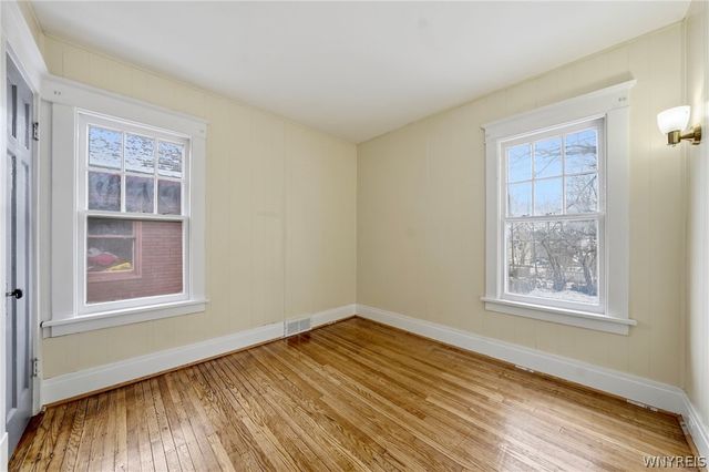 142 Lonsdale Road, Buffalo, NY 14208