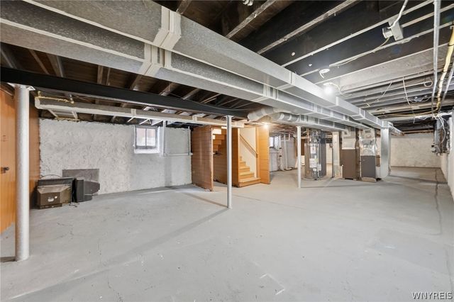 142 Lonsdale Road, Buffalo, NY 14208